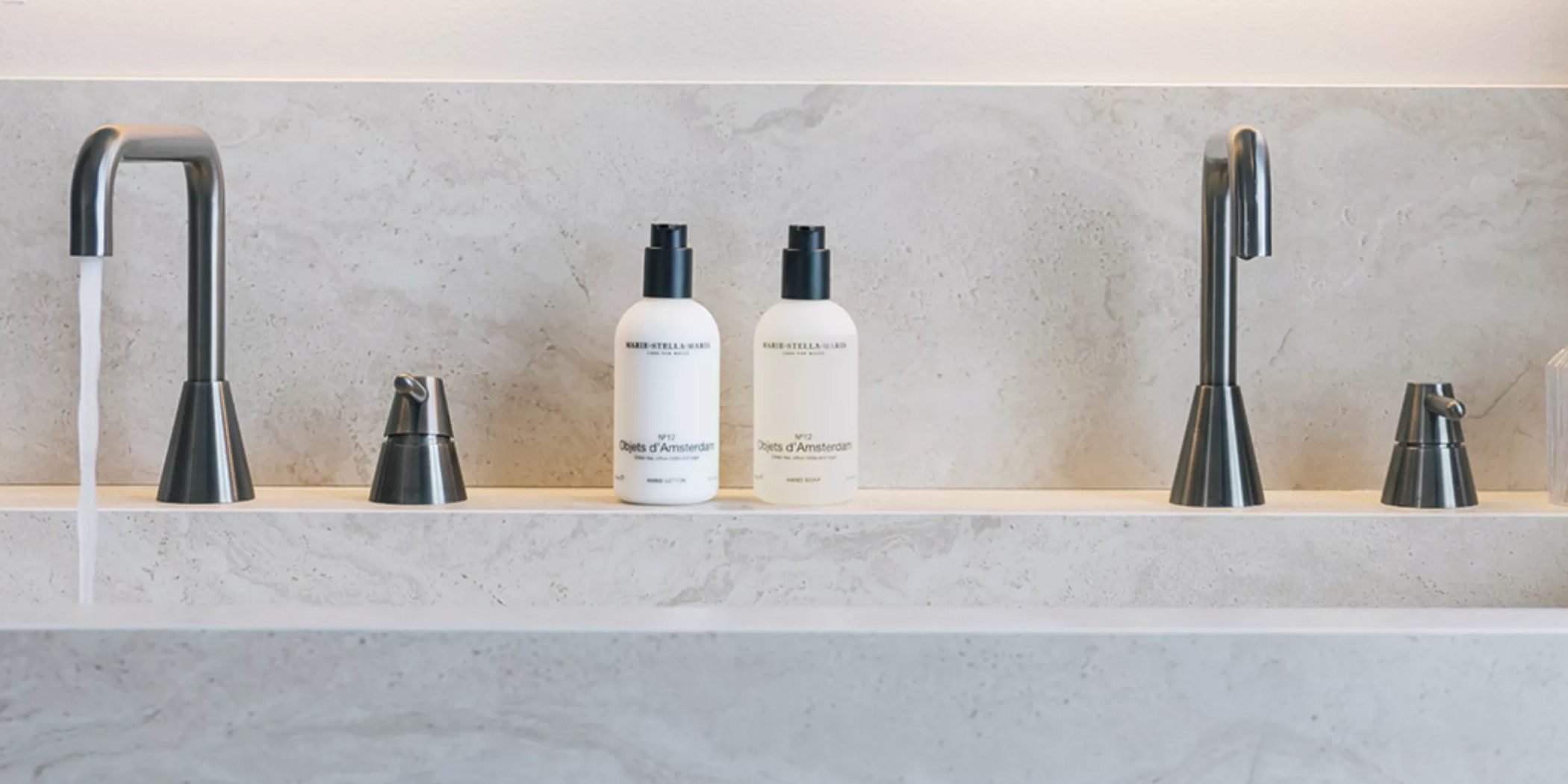 JEE-O-cone-basin-tap-1 JEE-O-cone-basin-tap-1